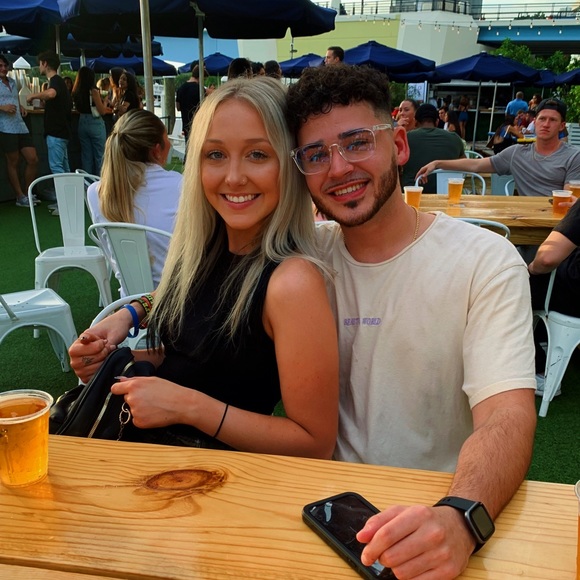 Meet your Posher, Ingrid - Picture 3 of 3